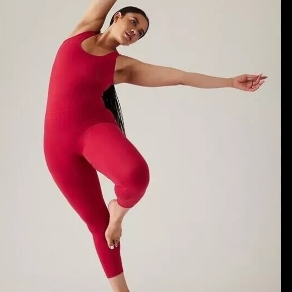 NWT Athleta Salutation Bodysuit 7/8 Clover Berry L - Picture 9 of 9